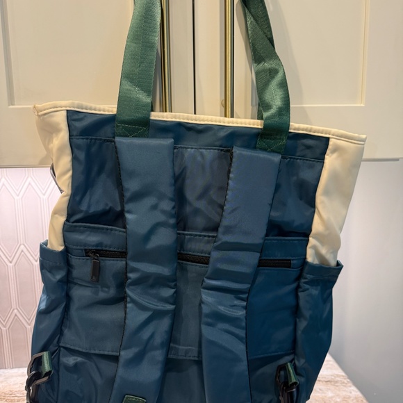 CYUREAY Women's Convertible Daypack Laptop Backpack, Computer Backpack Work Back - Picture 2 of 6